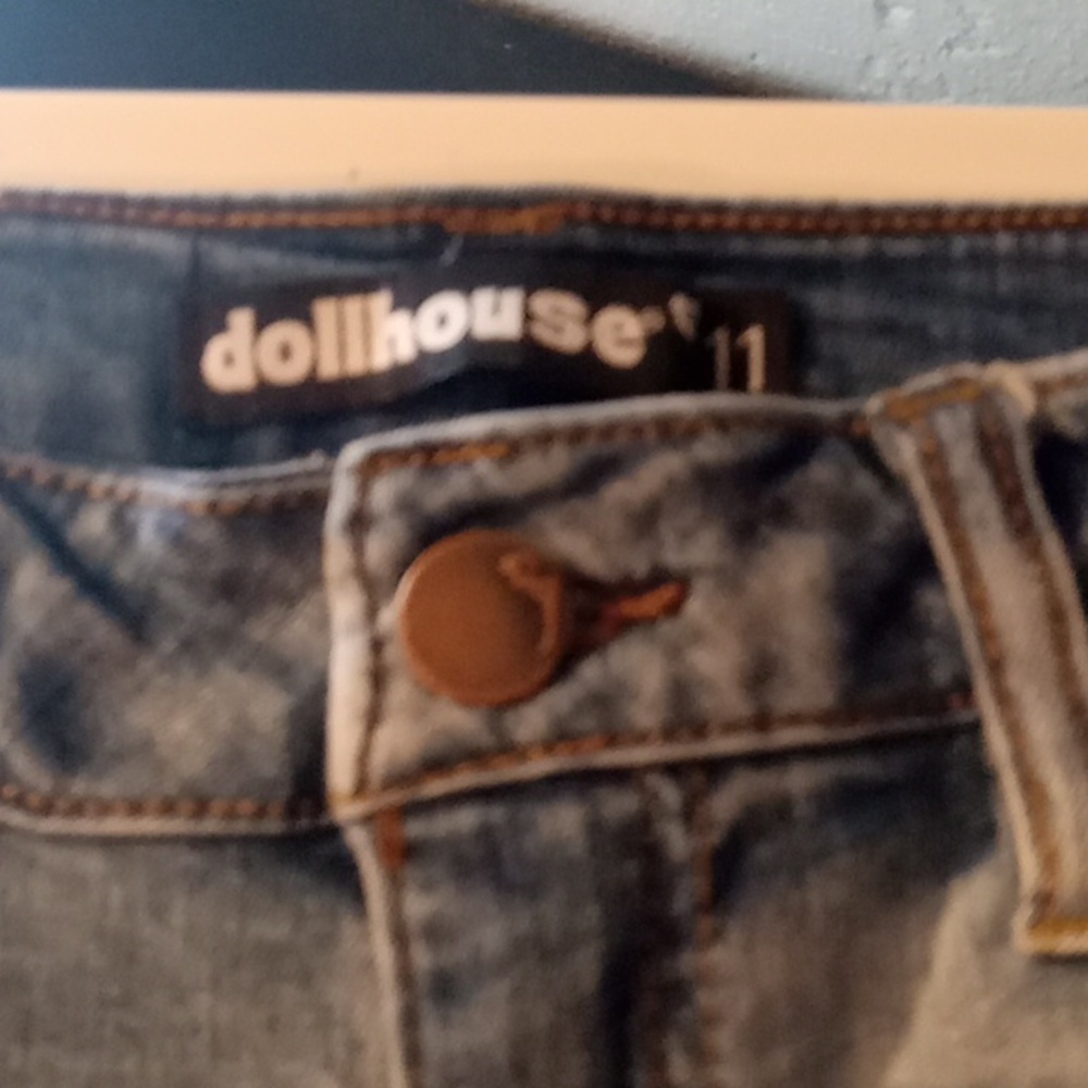 DOLLHOUSE JEANS